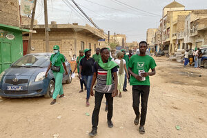 Senegal s young voters defy election uncertainty maintain